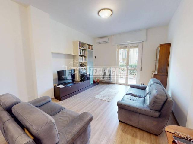 Appartamento in vendita a Como CO