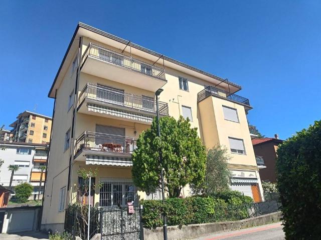 Appartamento in vendita a Como CO