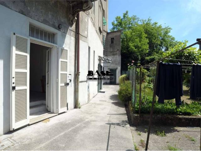 Appartamento in vendita a Como CO