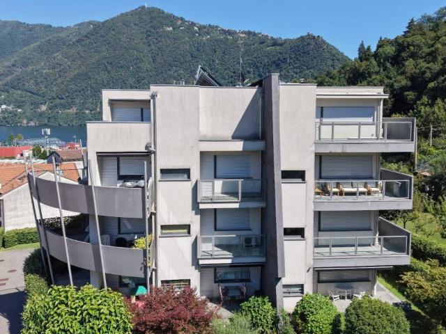 Appartamento in vendita a Como CO