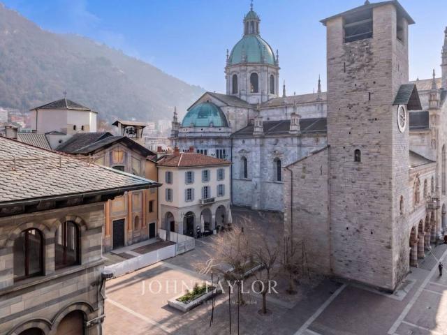 Appartamento in vendita a Como CO