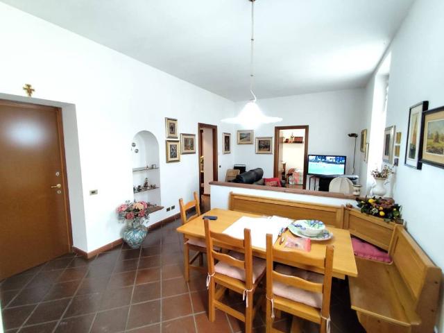 Appartamento in vendita a Como CO