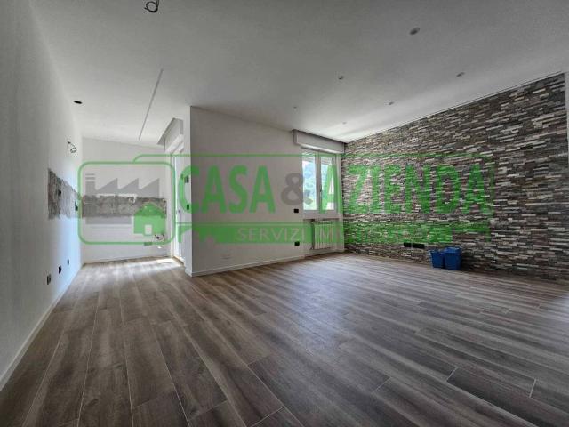 Appartamento in vendita a Como CO
