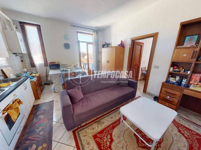 Appartamento in vendita a Como CO