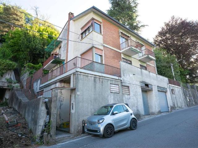 Appartamento in vendita a Como CO