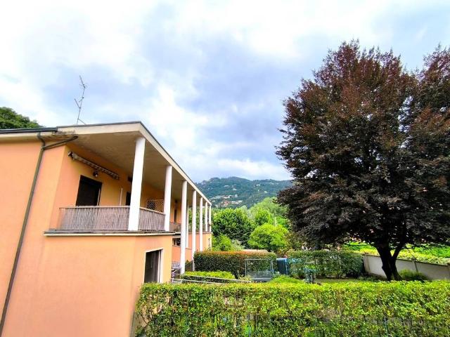 Appartamento in vendita a Como CO