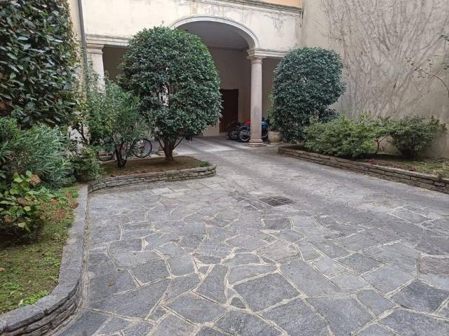 Appartamento in vendita a Como CO
