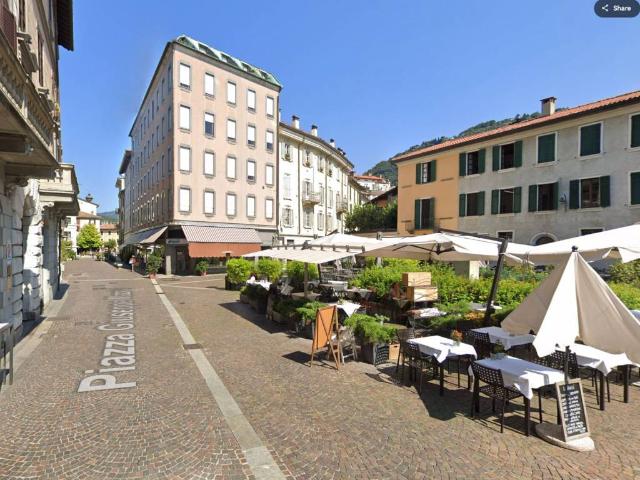 Appartamento in vendita a Como CO