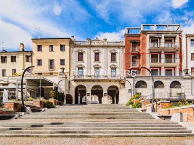 Appartamento in vendita a Conegliano