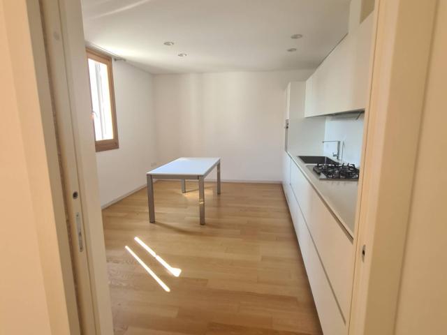 Appartamento in vendita a Conegliano, Monticella