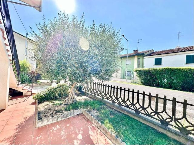 Appartamento in vendita a Conselice, Lavezzola