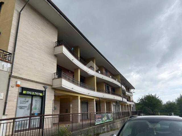 Appartamento in vendita a Contrada AV