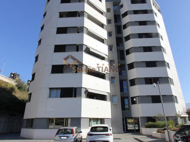 Appartamento in vendita a Cosenza, Sud