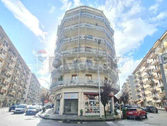 Appartamento in vendita a Cosenza via Nicola Serra, 96, Centro