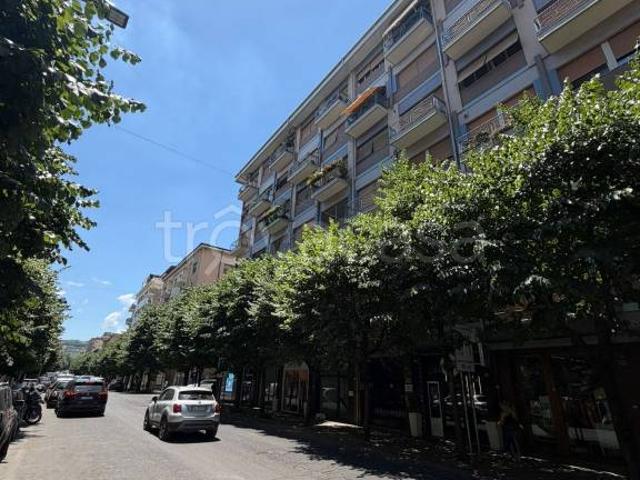 Appartamento in vendita a Cosenza viale degli Alimena, Centro