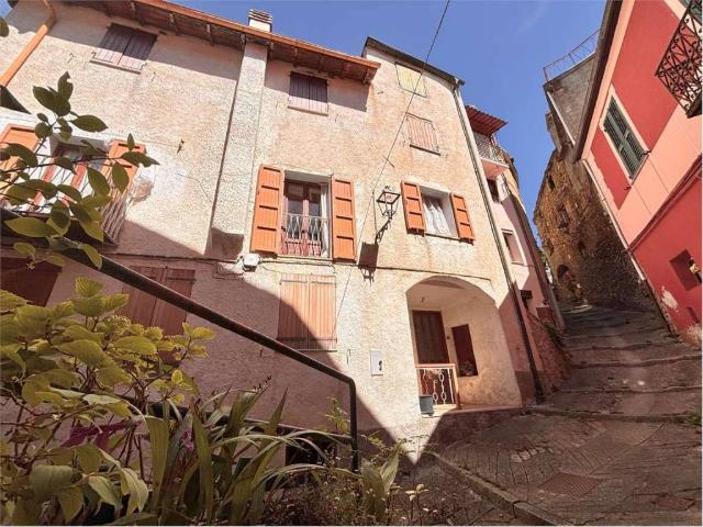 Appartamento in vendita a Cosio d'Arroscia IM