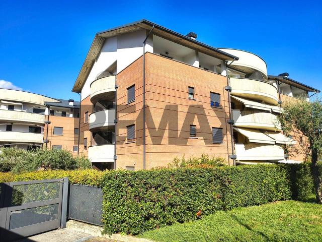 Appartamento in vendita a Costa Masnaga
