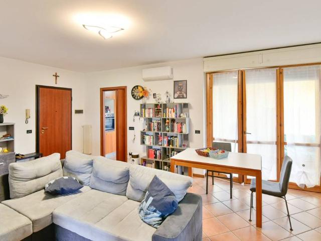 Appartamento in vendita a Costa Masnaga LC