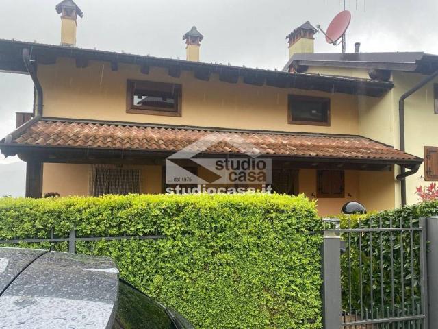 Appartamento in vendita a Costa Serina BG