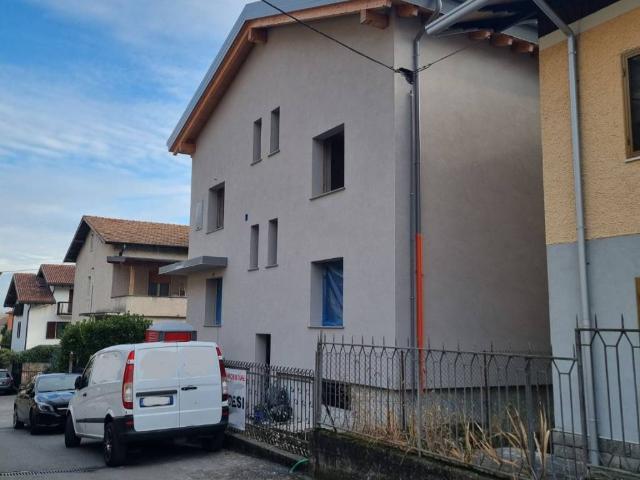 Appartamento in vendita a Costa Volpino BG