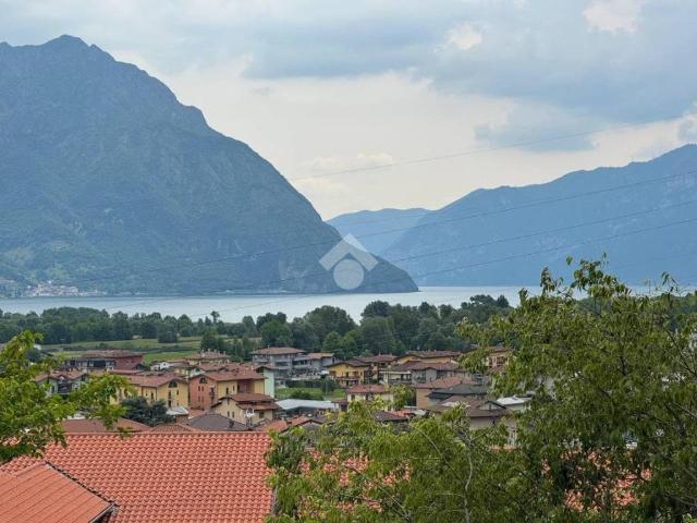 Appartamento in vendita a Costa Volpino BG