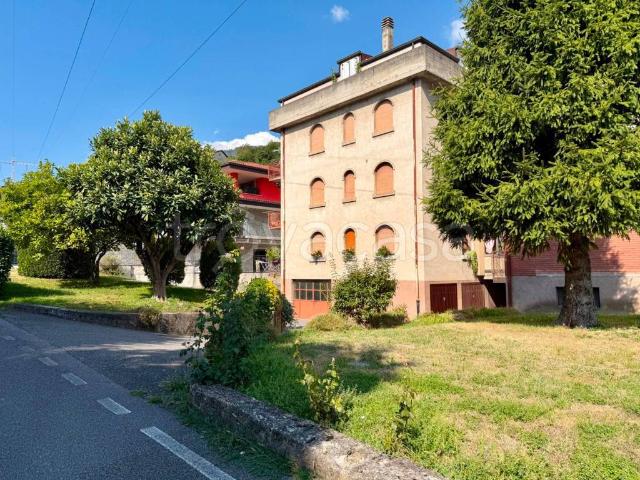 Appartamento in vendita a Costa Volpino via Padre Zocchi, 21