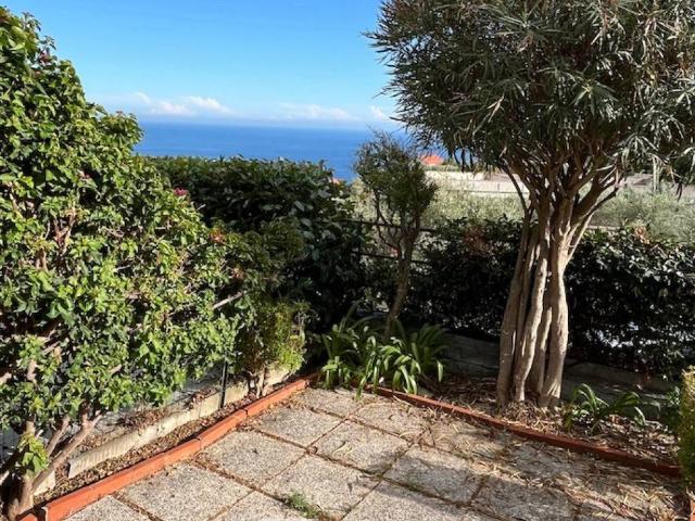 Appartamento in vendita a Costarainera IM