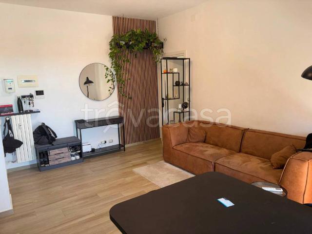Appartamento in vendita a Cornaredo via Milano, 1