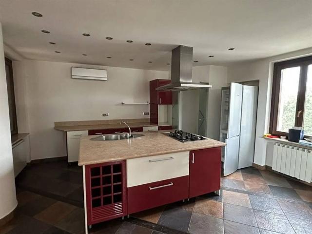Appartamento in vendita a Corbetta MI