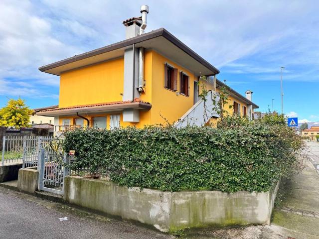 Appartamento in vendita a Cordenons PN