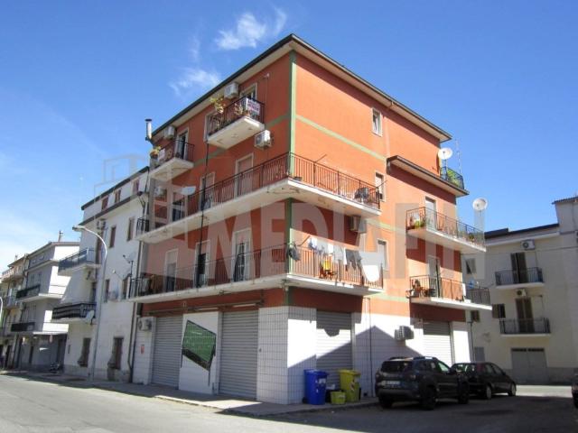 Appartamento in vendita a Corigliano Rossano via eugenio montale 46