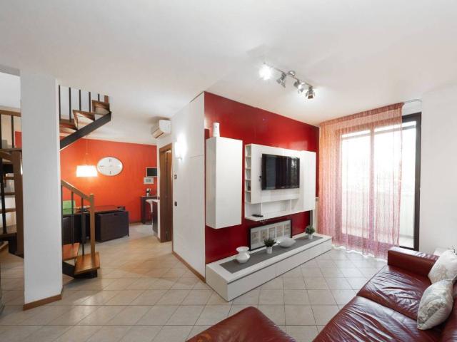 Appartamento in vendita a Correzzana MB