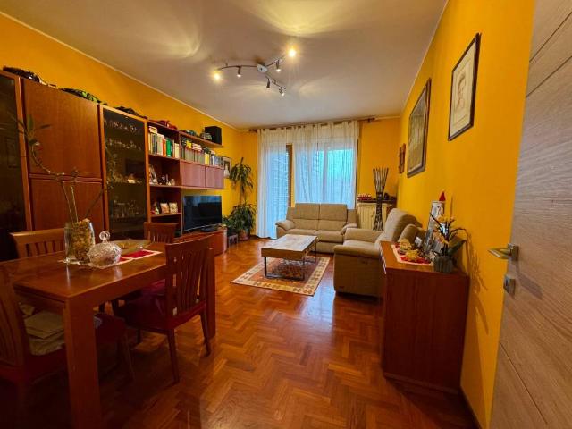 Appartamento in vendita a Corsico MI