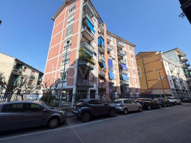 Quadrilocale in vendita a Corsico via Armando Diaz, 35