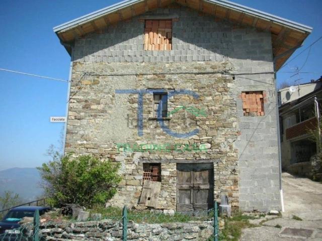 Appartamento in vendita a Corte Brugnatella PC