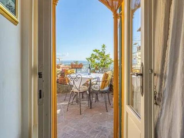 Appartamento in vendita a Cortona AR