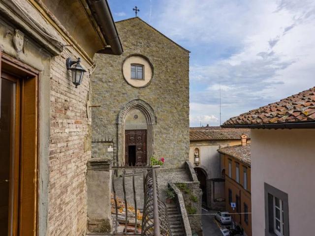 Appartamento in vendita a Cortona AR