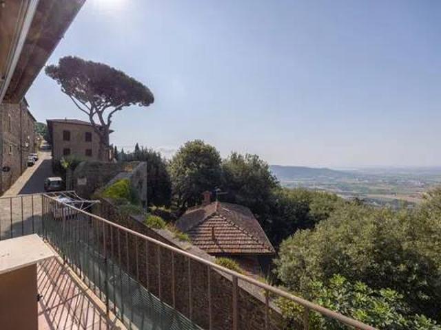 Appartamento in vendita a Cortona AR