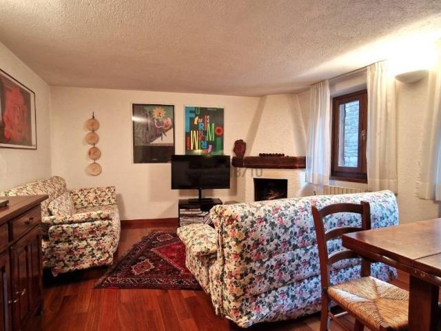 Appartamento in vendita a Courmayeur AO