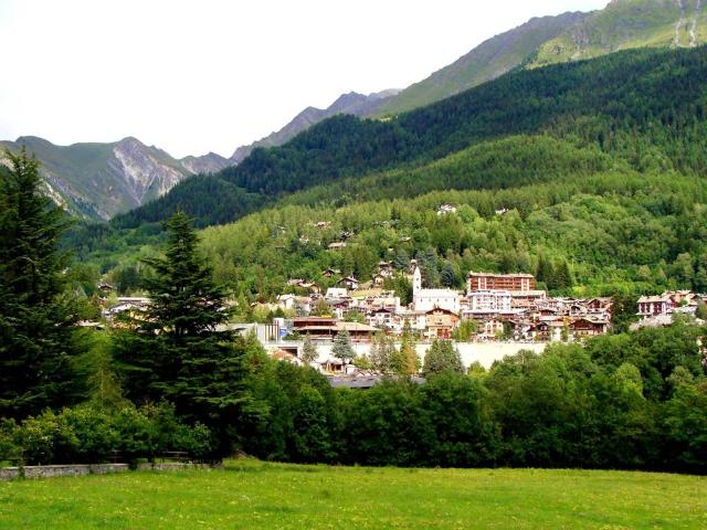 Appartamento in vendita a Courmayeur AO