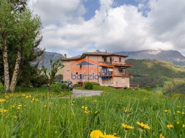 Appartamento in vendita a Cremeno LC
