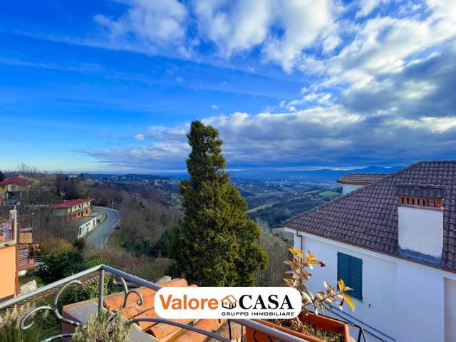 Villa in vendita a Cremolino AL