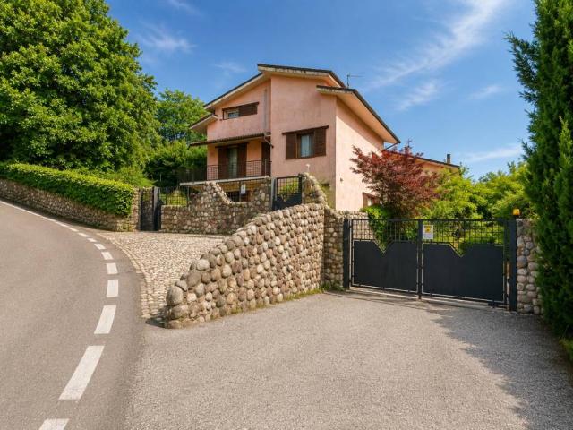 Appartamento in vendita a Creazzo VI