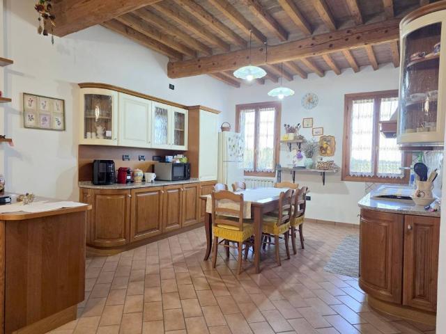 Appartamento in vendita a Crevalcore BO