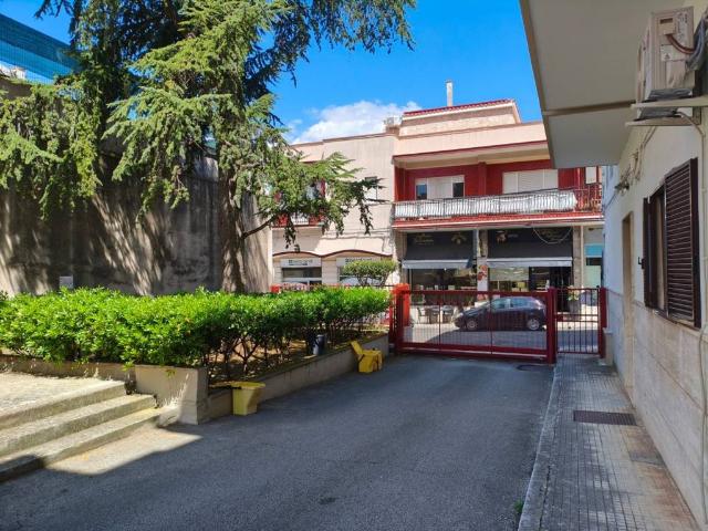 Appartamento in vendita a Crispiano TA