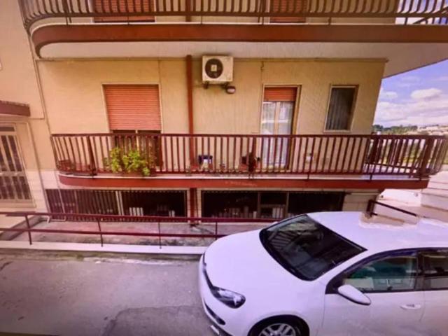 Appartamento in vendita a Crispiano TA