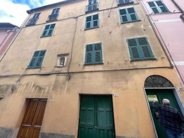 Appartamento in vendita a Crocefieschi GE