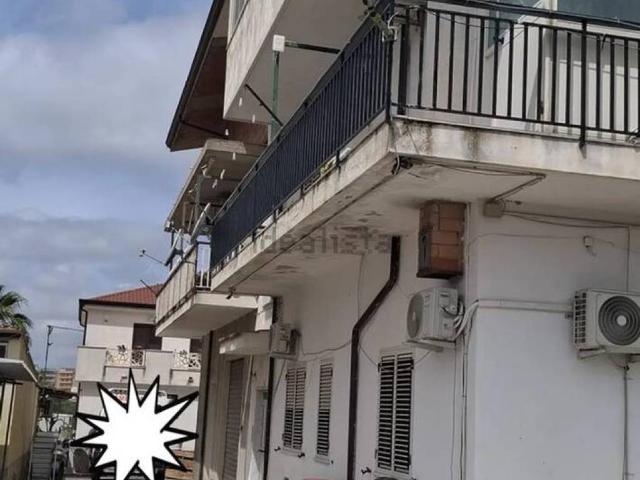 Appartamento in vendita a Crotone KR