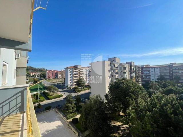 Appartamento in vendita a Crotone KR