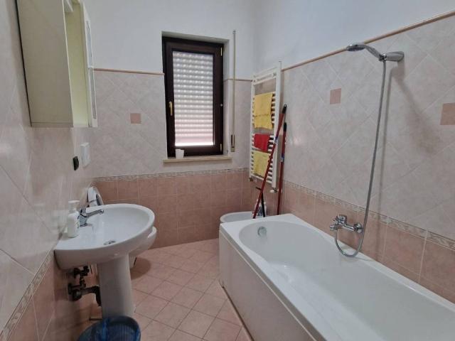 Appartamento in vendita a Crotone KR